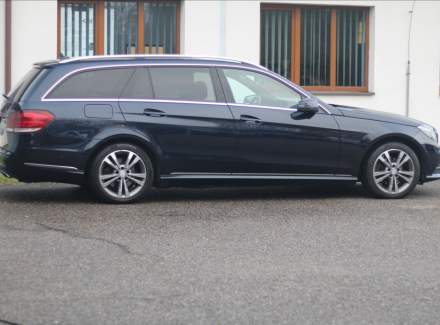 Mercedes-Benz - E-class