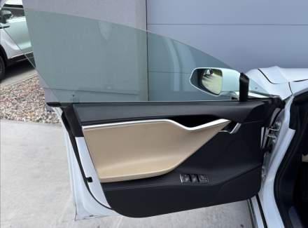 Tesla - Model S