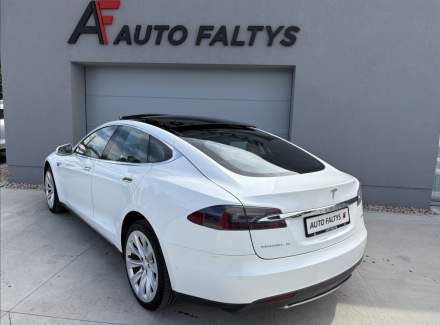 Tesla - Model S