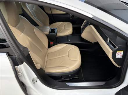 Tesla - Model S