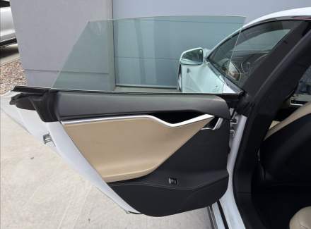 Tesla - Model S