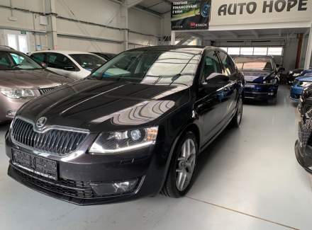 Škoda - Octavia