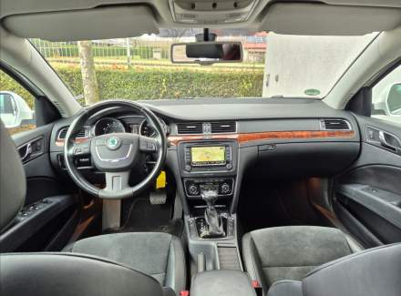 Škoda - Superb