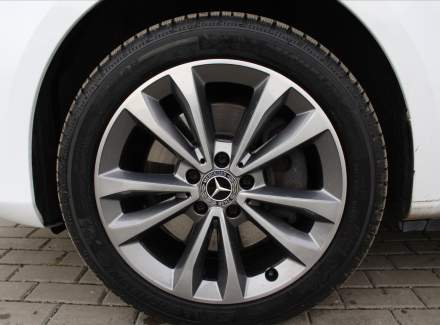 Mercedes-Benz - V-class