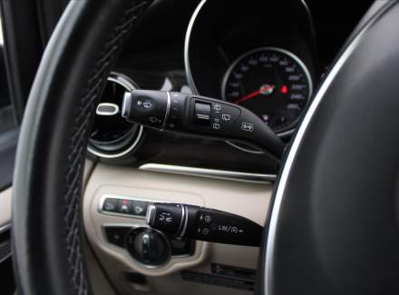 Mercedes-Benz - V-class