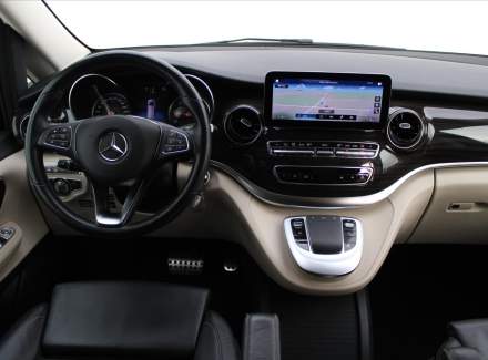 Mercedes-Benz - V-class