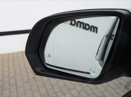 Mercedes-Benz - V-class