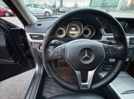 Mercedes-Benz - E-class