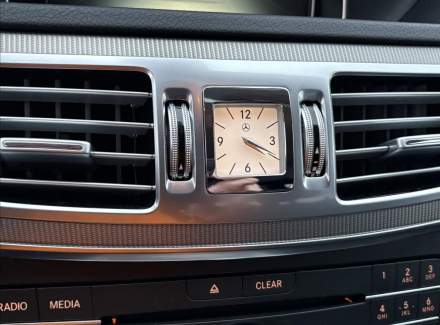 Mercedes-Benz - E-class