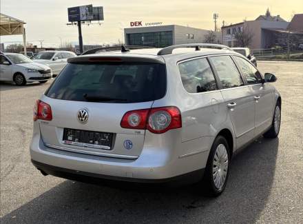 Volkswagen - Passat