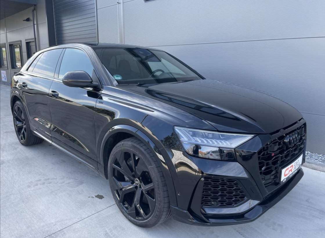 Audi - RS Q8