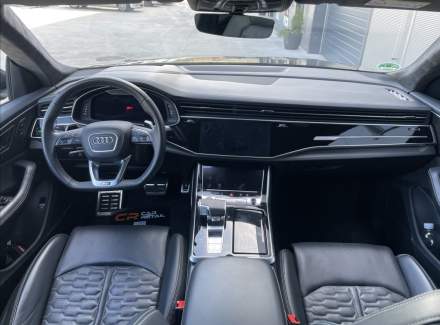 Audi - RS Q8