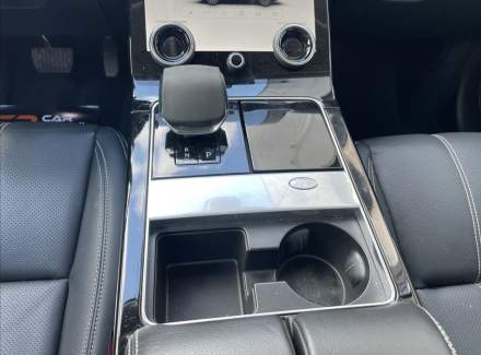 Land Rover - Range Rover Velar
