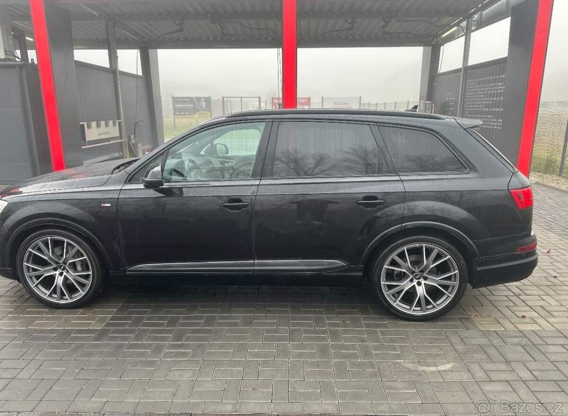 Audi - Q7