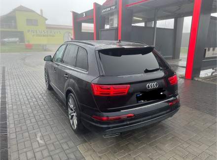 Audi - Q7
