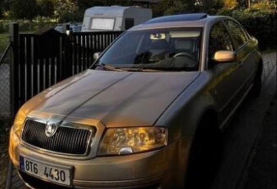 Škoda - Superb