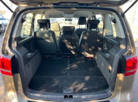 Volkswagen - Touran