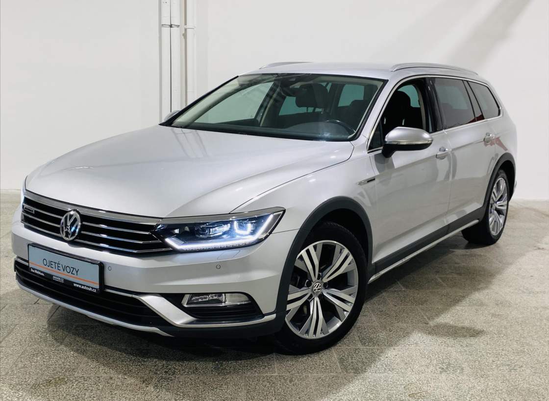 Volkswagen - Passat