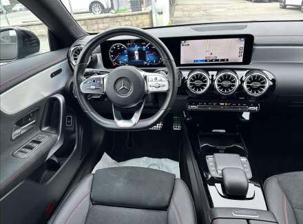 Mercedes-Benz - CLA