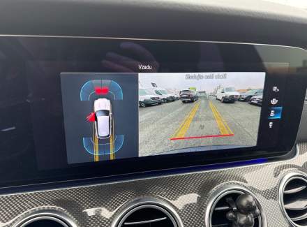 Mercedes-Benz - E-class