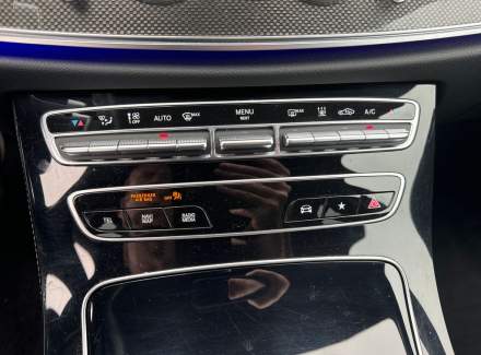 Mercedes-Benz - E-class