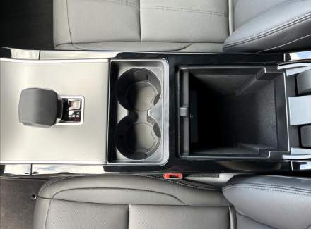 Land Rover - Range Rover Evoque