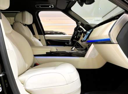 Land Rover - Range Rover