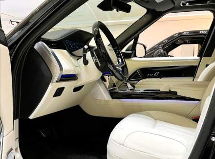 Land Rover - Range Rover