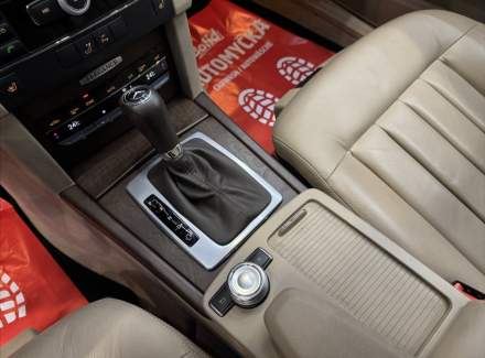 Mercedes-Benz - E-class