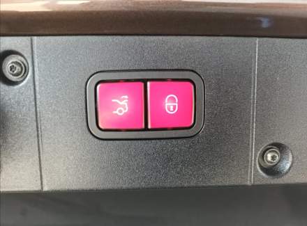 Mercedes-Benz - S-class