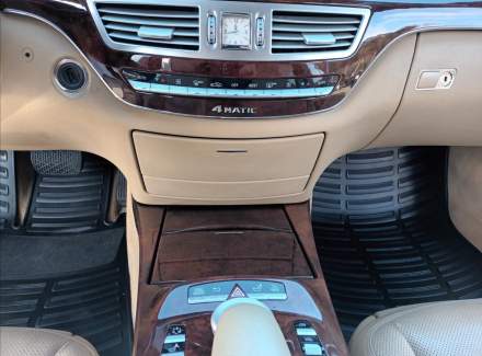 Mercedes-Benz - S-class