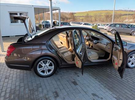 Mercedes-Benz - S-class