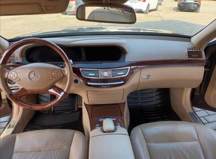 Mercedes-Benz - S-class