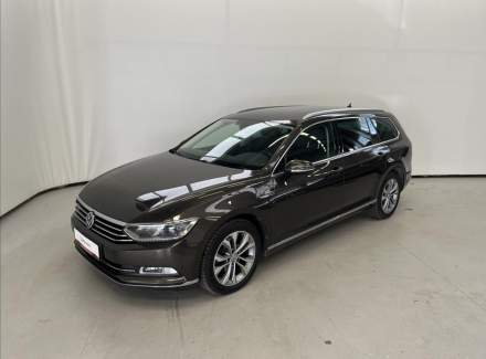 Volkswagen - Passat