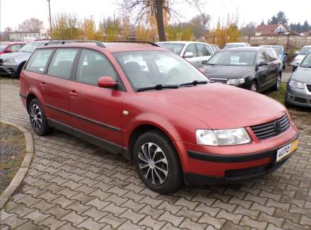 Volkswagen - Passat