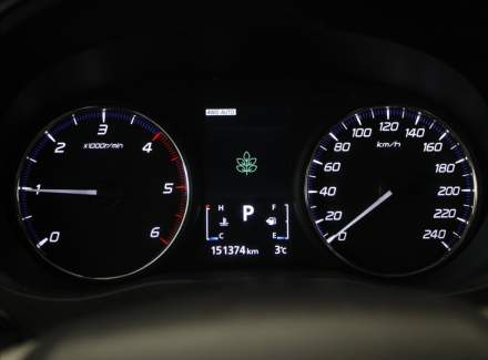 Mitsubishi - Outlander