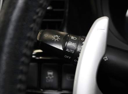 Mitsubishi - Outlander