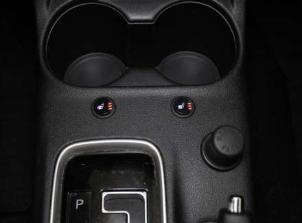 Mitsubishi - Outlander