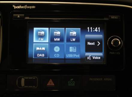 Mitsubishi - Outlander