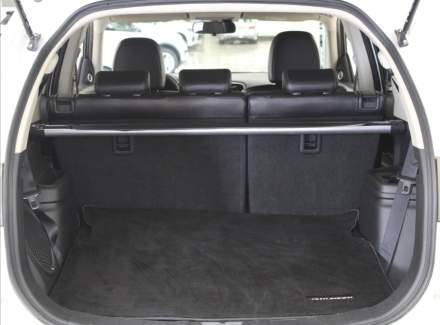 Mitsubishi - Outlander