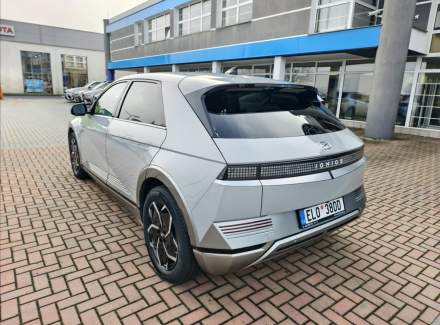 Hyundai - IONIQ 5