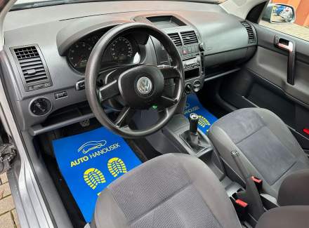Volkswagen - Polo