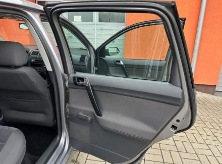 Volkswagen - Polo