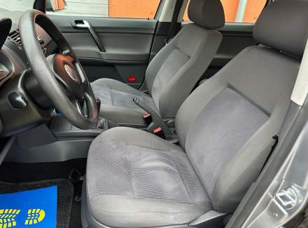 Volkswagen - Polo