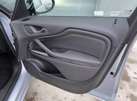 Opel - Zafira