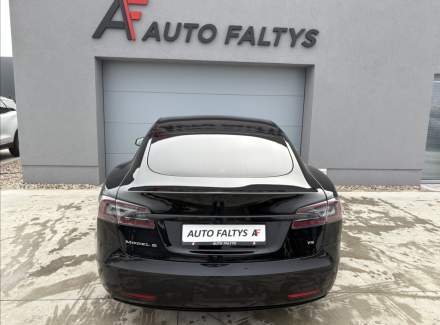 Tesla - Model S