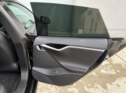 Tesla - Model S