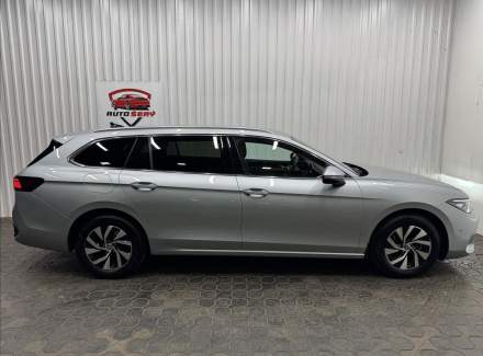 Volkswagen - Passat