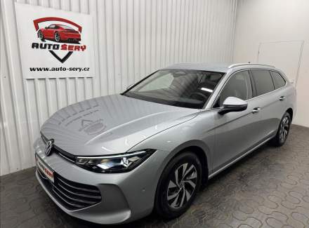 Volkswagen - Passat
