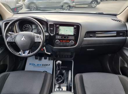 Mitsubishi - Outlander